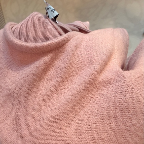 Velvet Torch Light Pink Long Sleeve Mini Dress – Size M - Picture 8 of 8